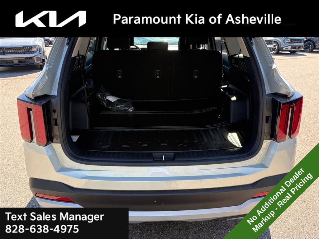 New 2026 Kia Sorento LX FWD image 29