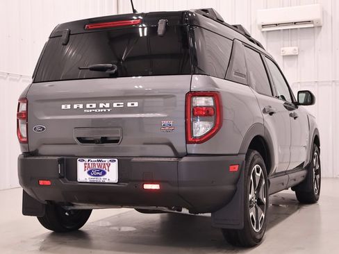 Certified 2024 Ford Bronco Sport Outer Banks w/ Tech Package AWD/4WD image 10