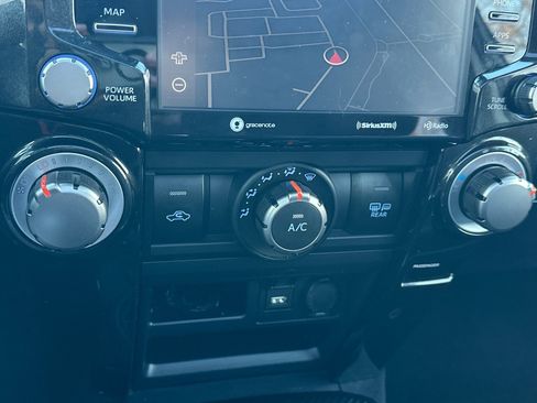 Used 2023 Toyota 4Runner TRD Off-Road Premium image 28