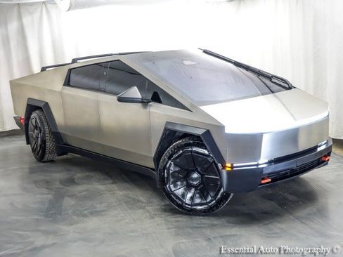 Used 2024 Tesla Cybertruck Cyberbeast image 5