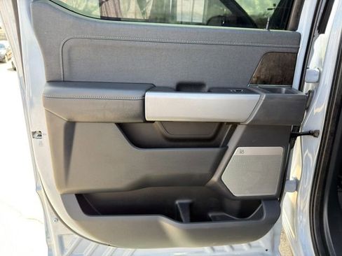 Used 2024 Ford F250 Lariat w/ Lariat Ultimate Package AWD/4WD image 22