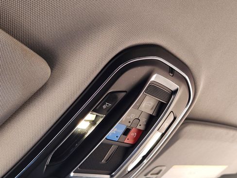 Used 2023 Jeep Grand Cherokee Limited w/ Black Appearance Package image 20