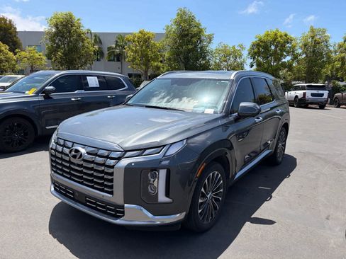 Used 2023 Hyundai Palisade Calligraphy AWD/4WD image 1