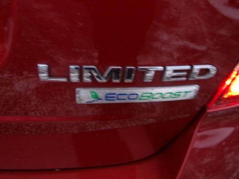 Used 2013 Ford Edge Limited image 46