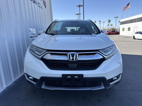 Used 2018 Honda CR-V Touring image 4