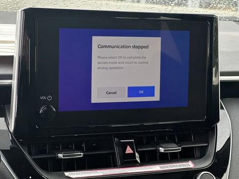 Certified 2025 Toyota Corolla SE FWD image 16