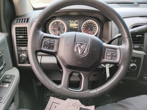 Used 2017 RAM 3500 Tradesman w/ Chrome Appearance Group image 7