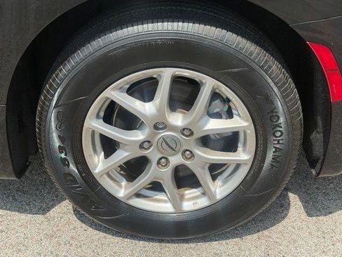 Used 2025 Chrysler Pacifica Select FWD image 16