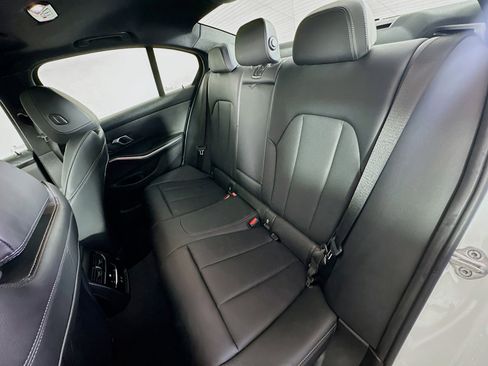 Used 2025 BMW 330i Sedan image 29