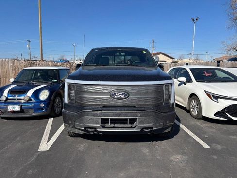 Used 2024 Ford F150 Lightning Lariat image 2