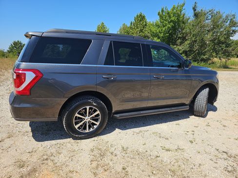 Used 2021 Ford Expedition XL AWD/4WD image 3