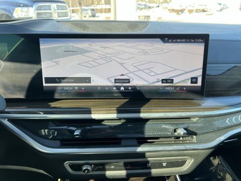 Used 2024 BMW X7 xDrive40i w/ Executive Package image 20