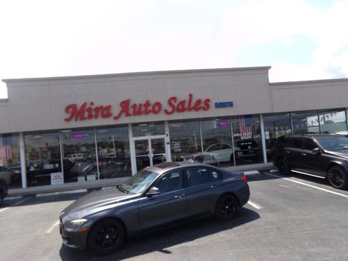 Used 2013 BMW 328i xDrive Sedan image 2