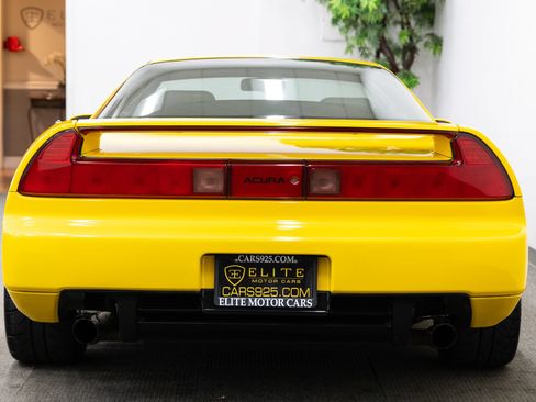 Used 2000 Acura NSX T RWD image 4