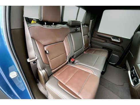 New 2026 GMC Sierra 2500 Denali w/ Max Trailering Package AWD/4WD image 9