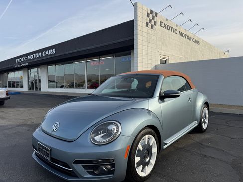 Used 2019 Volkswagen Beetle 2.0T Final Edition SEL image 2