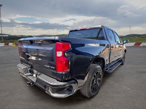Used 2022 Chevrolet Silverado 1500 Custom RWD image 3