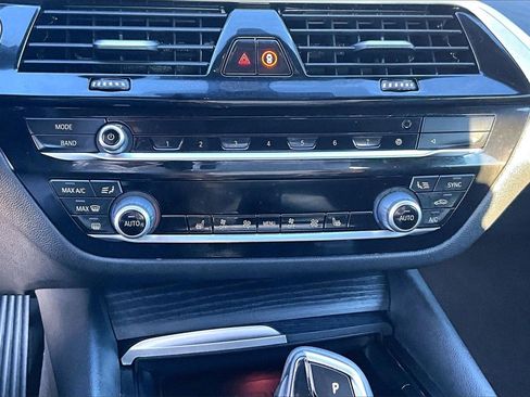 Used 2023 BMW 530i xDrive w/ Premium Package image 14