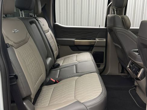 Used 2026 Ford F450 Platinum w/ Platinum Plus Package image 43