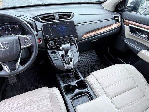 Used 2018 Honda CR-V Touring image 11