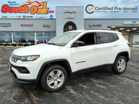 Certified 2022 Jeep Compass Latitude w/ Convenience Group image 4