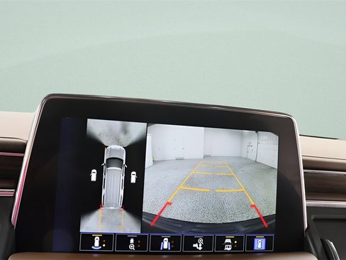 Used 2022 Chevrolet Tahoe High Country w/ Max Trailering Package image 15