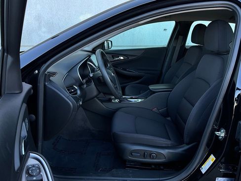 Used 2023 Chevrolet Malibu LT image 10