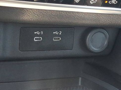 Used 2025 Nissan Rogue SV AWD/4WD image 23