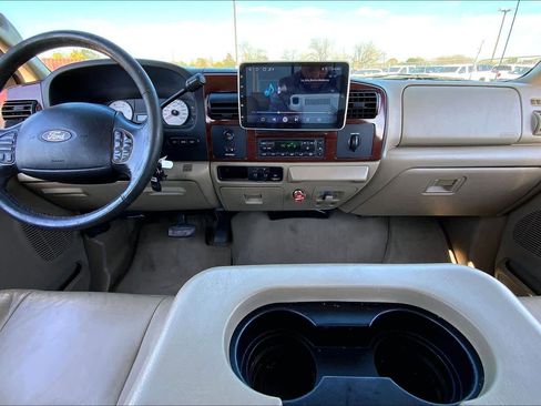 Used 2006 Ford F250 Lariat image 15