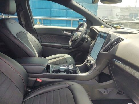 Used 2021 Ford Edge ST-Line image 8