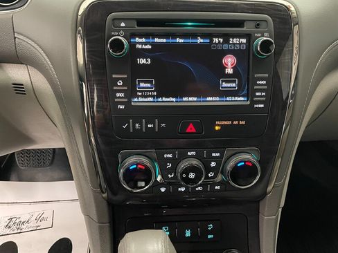 Used 2017 Buick Enclave Convenience FWD image 14