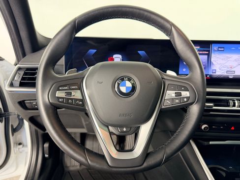 Used 2024 BMW 330i xDrive Sedan AWD/4WD image 11
