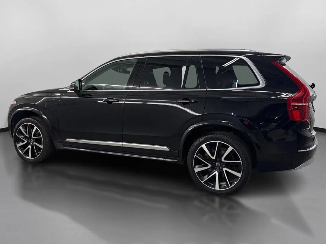 Used 2022 Volvo XC90 T8 Inscription Expression w/ Climate Package AWD/4WD image 5