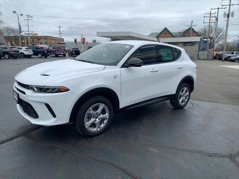 New 2025 Dodge Hornet GT w/ Cold Weather Group image 4