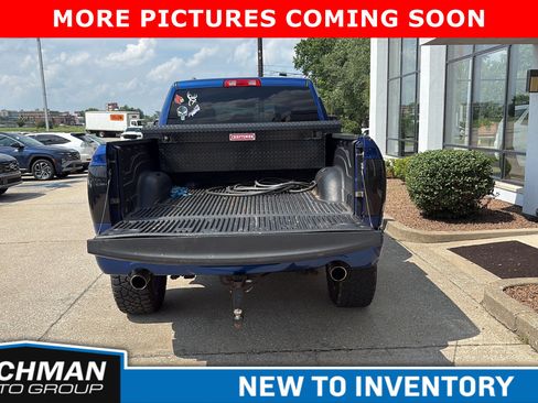 Used 2019 RAM 1500 Classic SLT AWD/4WD image 12
