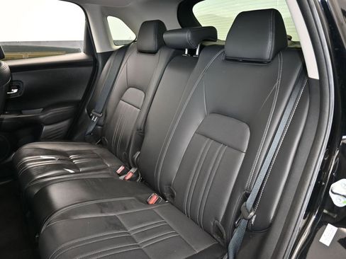 Used 2023 Honda HR-V EX-L image 36