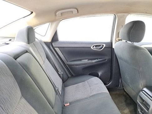 Used 2015 Nissan Sentra SV image 6
