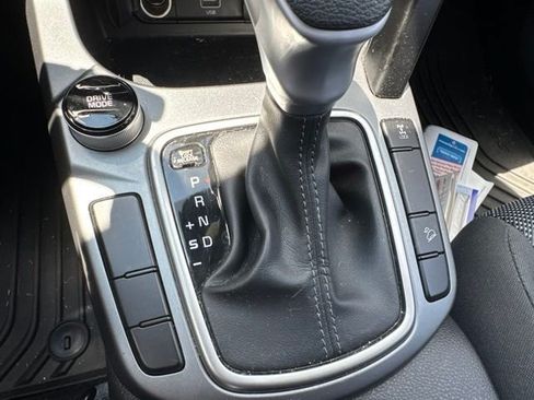 Used 2022 Kia Seltos LX AWD/4WD image 19