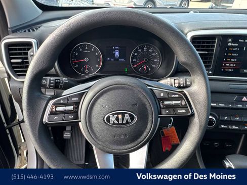 Used 2022 Kia Sportage LX image 15