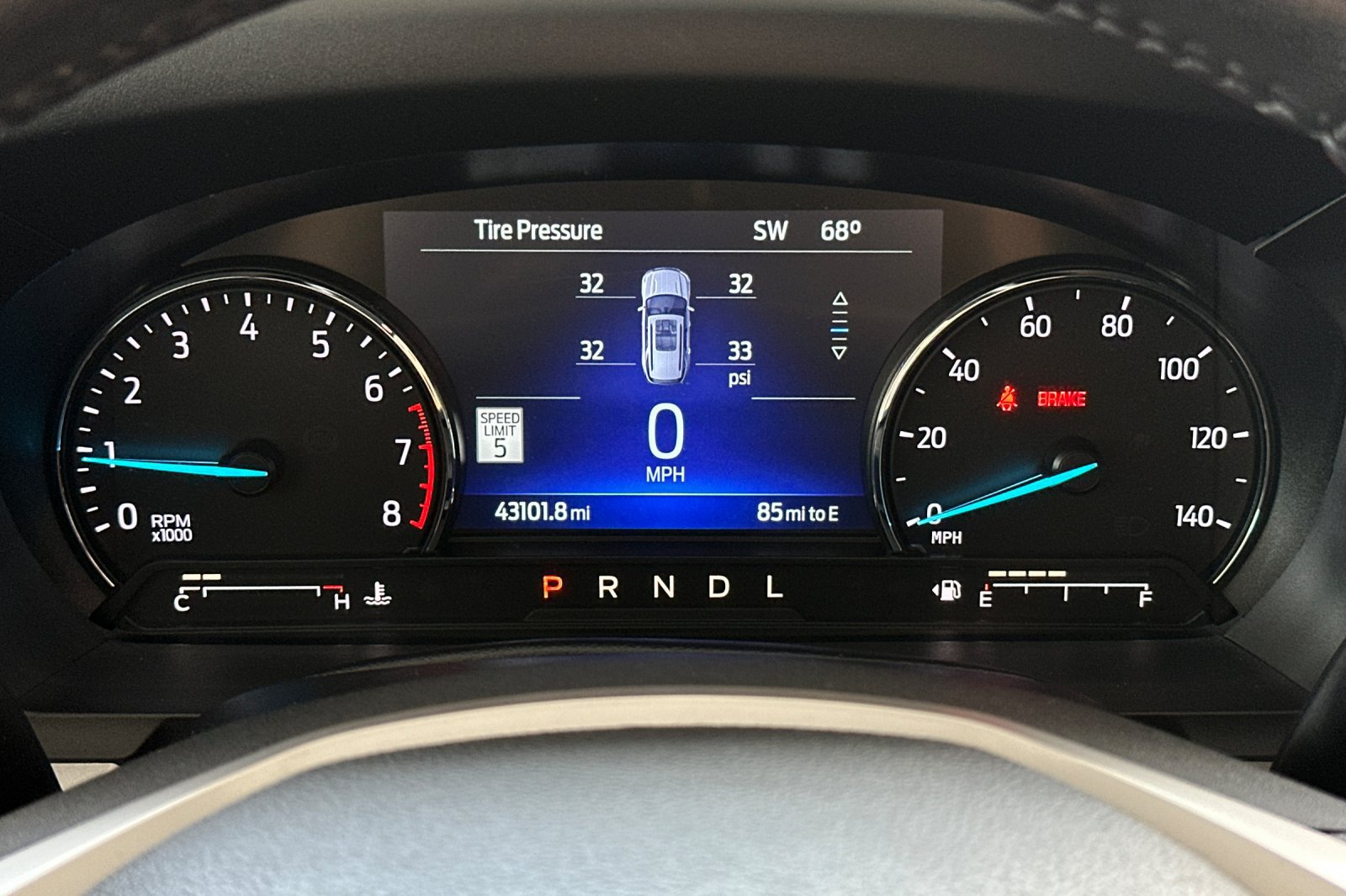 Used 2022 Ford Explorer XLT w/ Equipment Group 202A RWD image 25