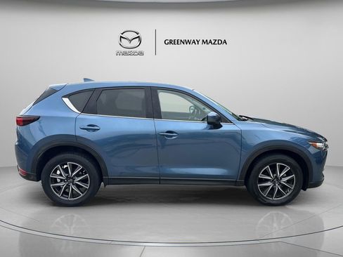 Used 2018 MAZDA CX-5 Touring w/ Preferred Equipment Package FWD image 8