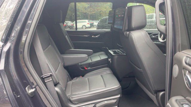 Used 2024 GMC Yukon Denali w/ Advanced Technology Package AWD/4WD image 13