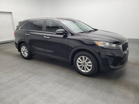 Used 2019 Kia Sorento LX w/ LX Convenience Package image 11