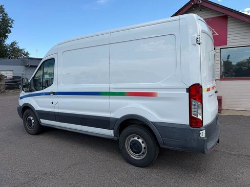 Used 2016 Ford Transit 250 130 Medium Roof RWD image 3