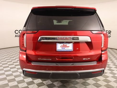 Used 2023 GMC Yukon SLT w/ SLT Premium Package image 25