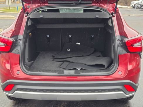 Certified 2025 Chevrolet Trax LT image 12