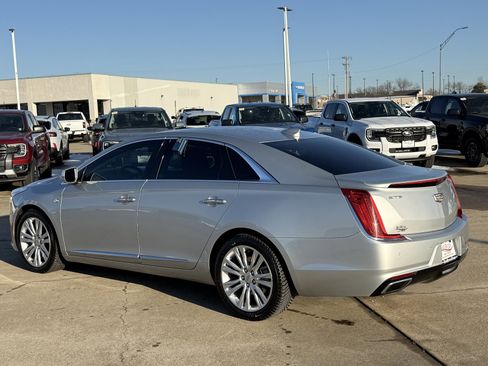 Used 2019 Cadillac XTS Luxury image 8
