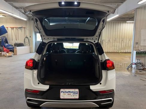 Used 2023 Buick Encore GX Preferred w/ Cold Weather Comfort Package FWD image 12