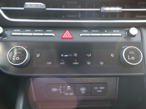Used 2025 Hyundai Sonata SEL FWD image 20