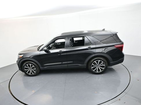 Used 2022 Ford Explorer ST image 19